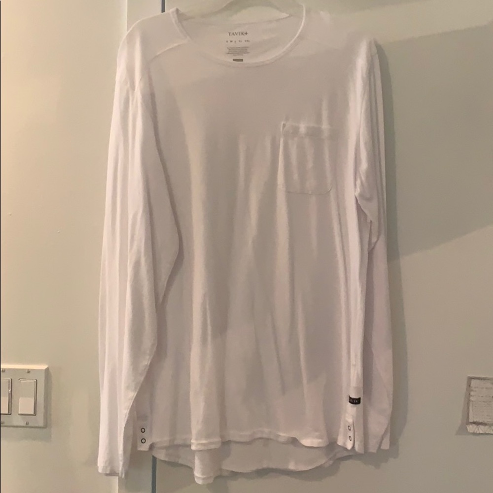 Long sleeve pocket tee